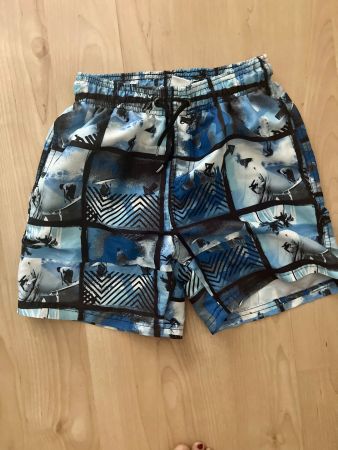Badehose Grösse 140