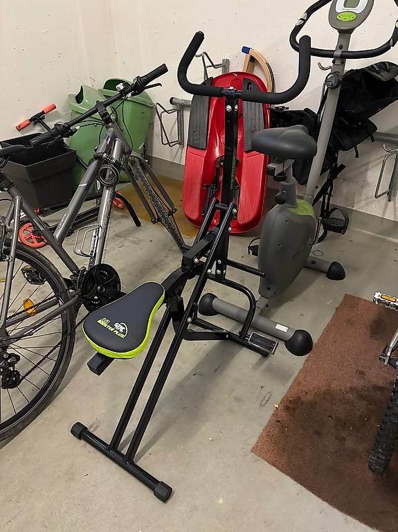 Hometrainer: Ganzkörpertrainingsgerät – Usato da Zufikon venduto da Fullspeed8
