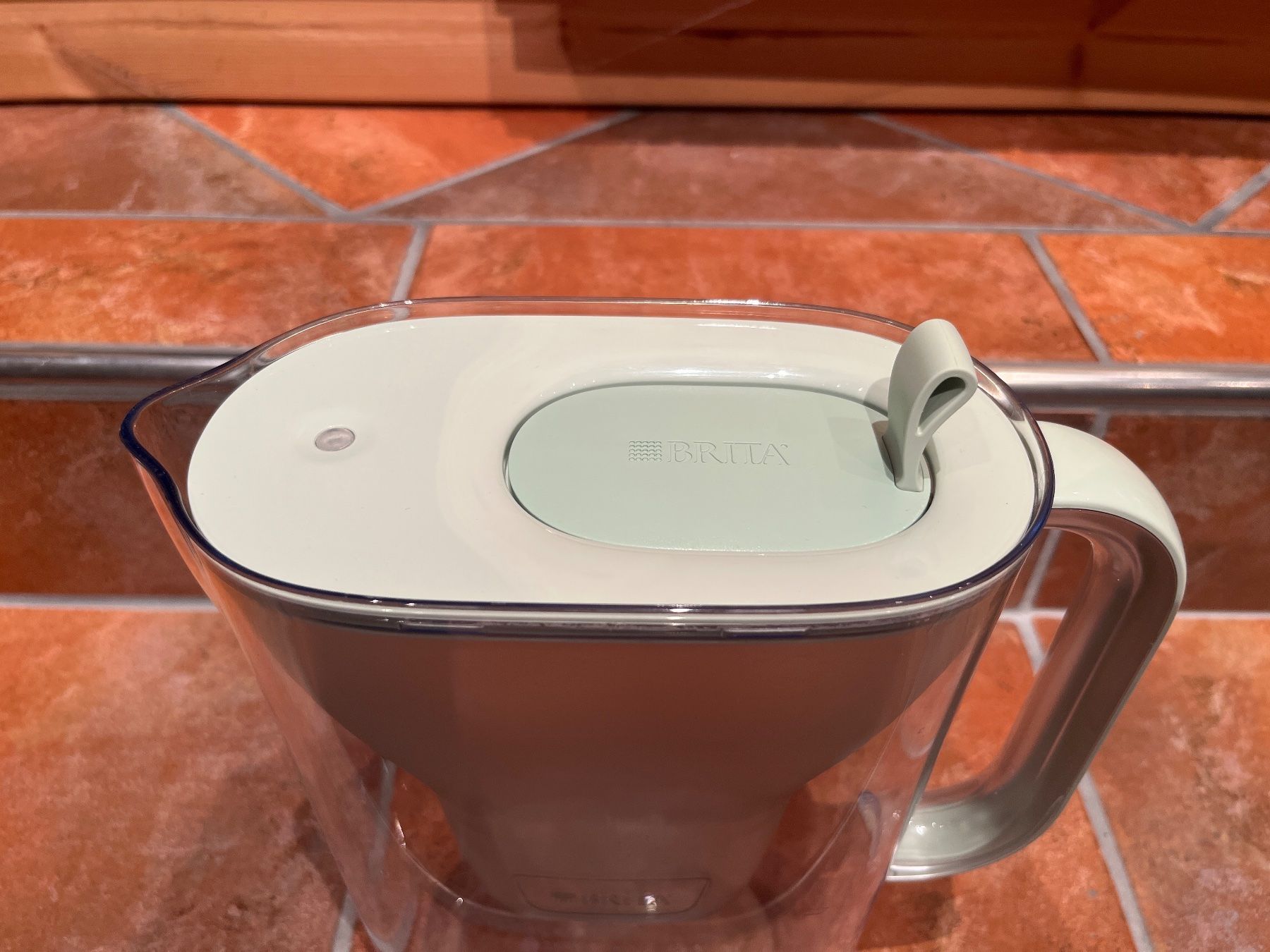 Brita Caraffe: Brita Wasserfilter Kanne Mint transparent – Usato da Rikon im Tösstal venduto da GubMi 1