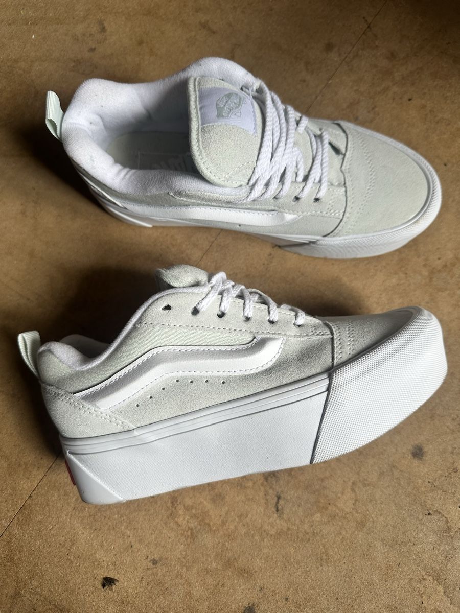 Vans Damenschuhe: Vans Gr.37/38 – Gebraucht aus Neftenbach von NaomiM. 1