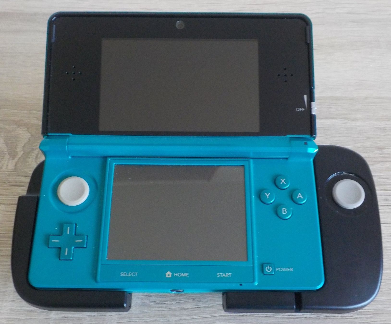 Nintendo Consoles: NINTENDO 3DS – D'occasion à Reinach AG par Masi 4