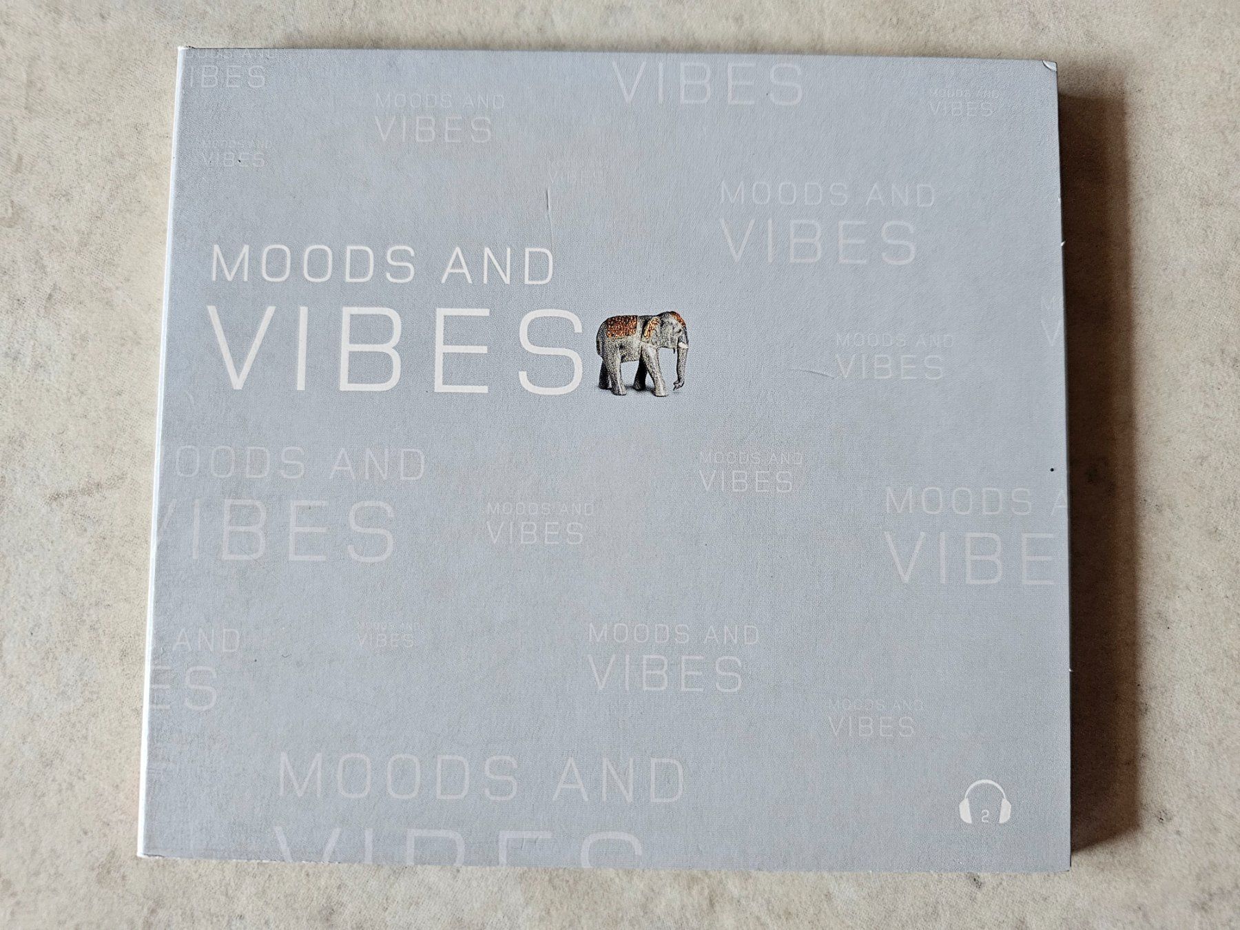 CD: Moods And Vibes  -  Vol. 2 – Usato da Schneisingen venduto da backstore24