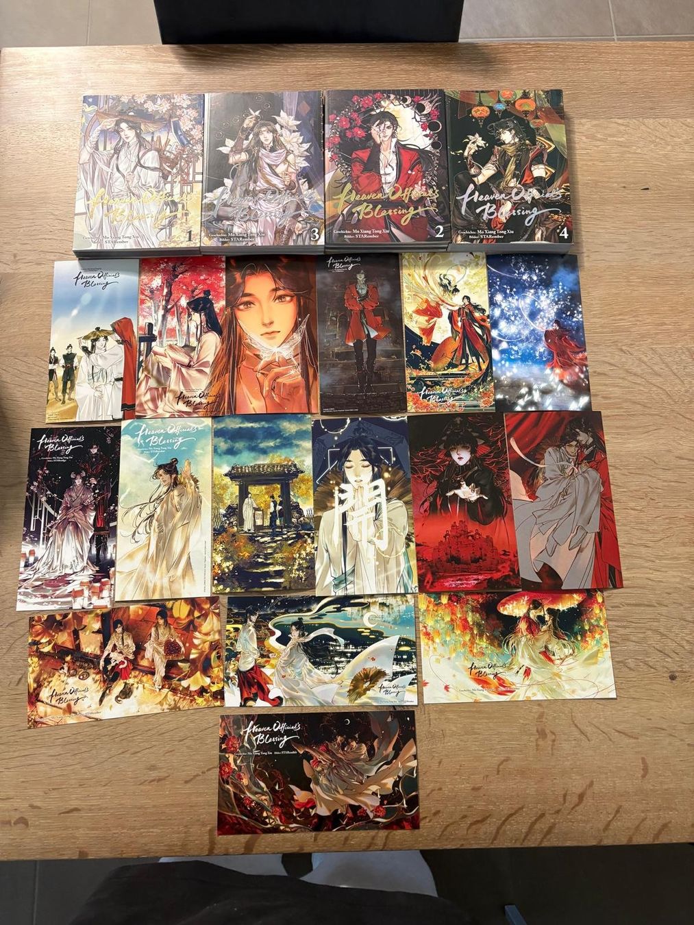 Fumetti: Heaven Official's Blessing, Bände 1-4 + Bonusmaterial – Usato da Bünzen venduto da Matom23