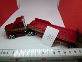 ab 5.--   Hot Wheels - Truck in rot no 14 - ca 20cm lang