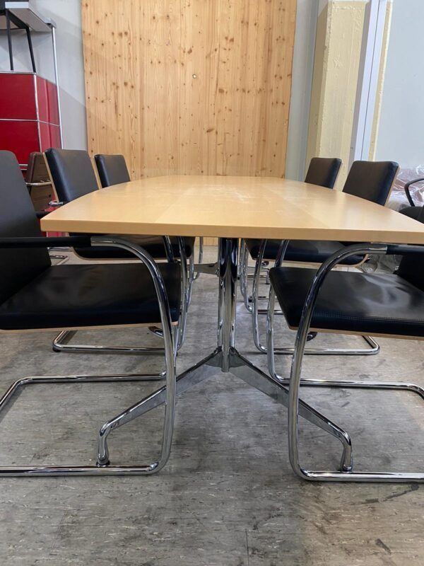 Vitra Tables: Eames Segmented Tables von Vitra – D'occasion à St. Gallen par MSMoebelhandel 1