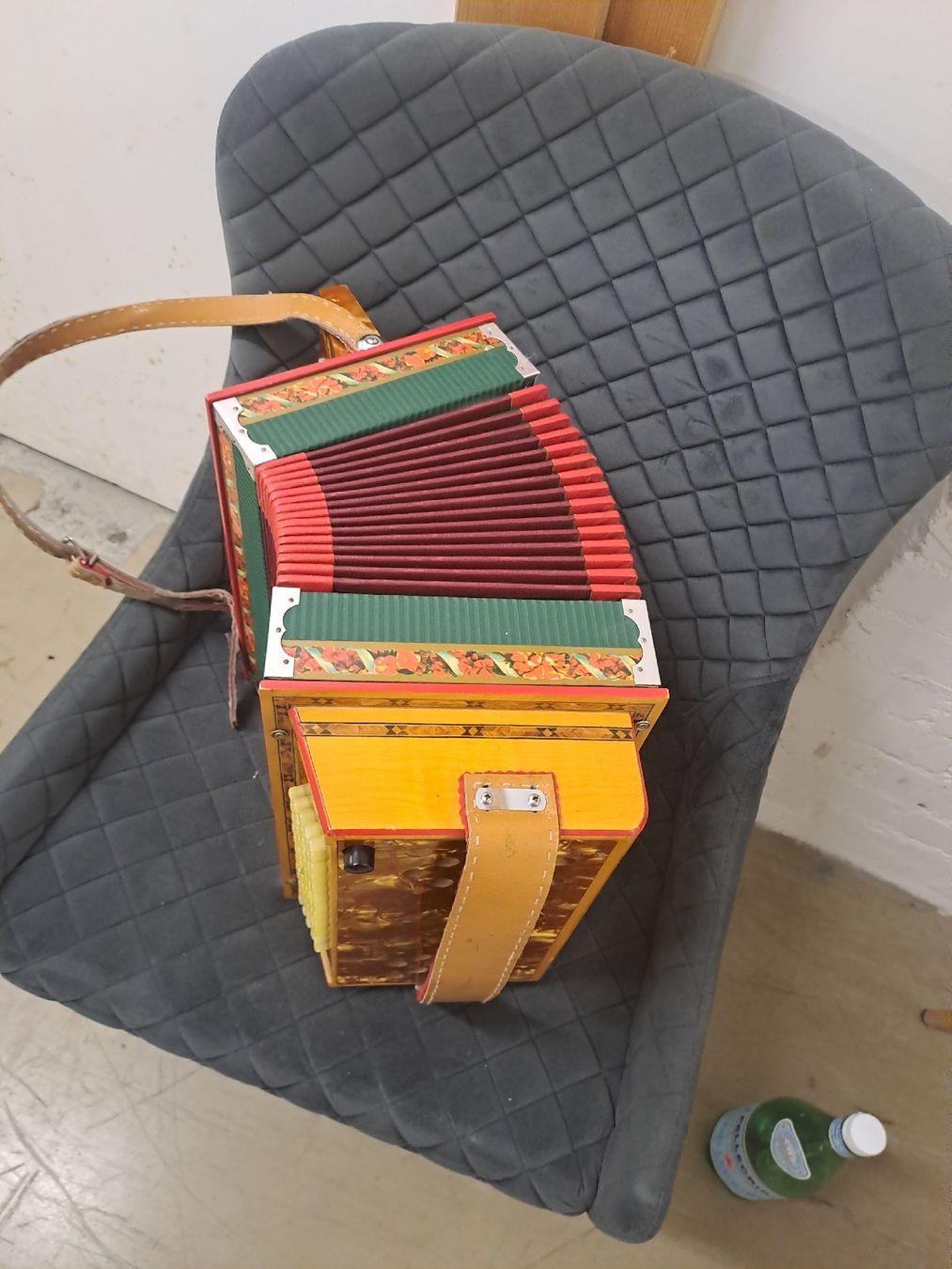 Strumenti musicali: schwyzerorgeli chromatisch – Usato da Villeneuve venduto da BibiVintage 3
