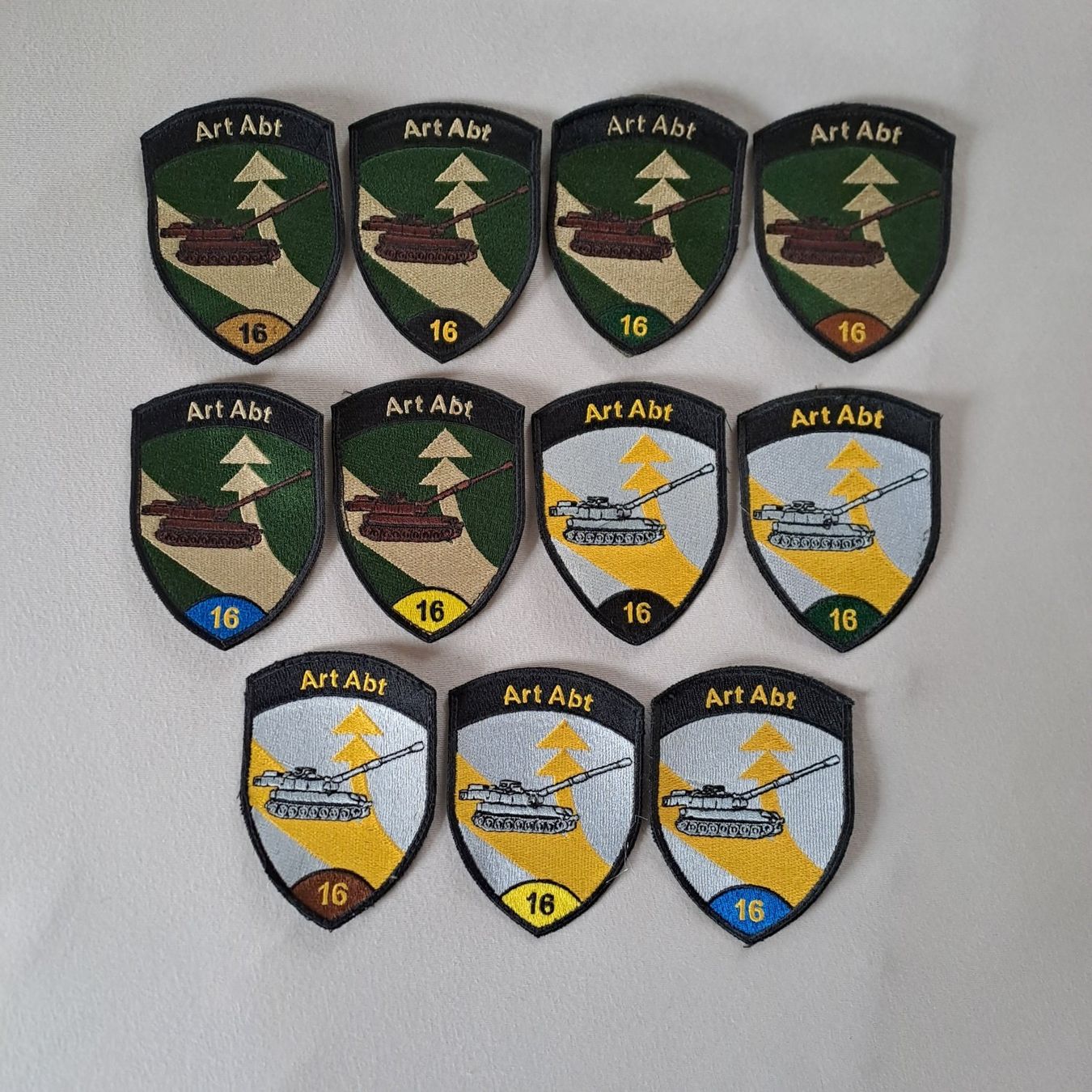 Schweizer Armee Placchette & Badge: Art Abt 16 – Nuovo (secondo la descrizione) da Gipf-Oberfrick venduto da Mig_29