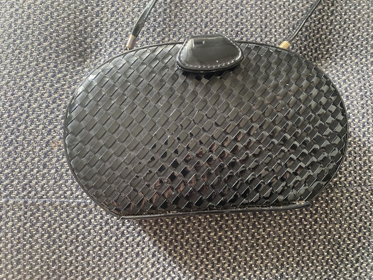 Borse da donna: Schwarze Lack-Clutch – Usato da Zürich venduto da mar_zn2k
