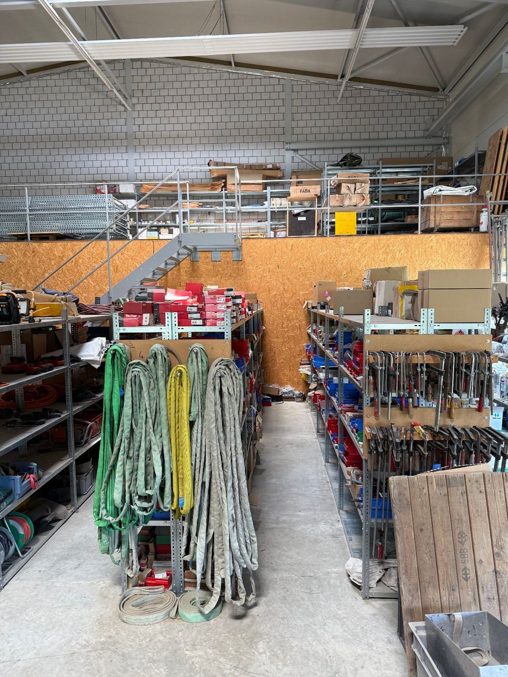 Scaffali: Lagergestell – Usato da Stein am Rhein venduto da fab_gsy9