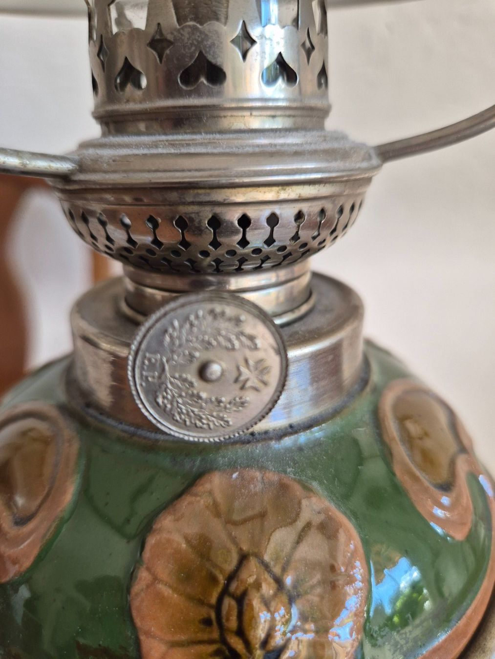 Lampade: Petroleumlampe Jugendstil Keramik Glas – Usato da Bern venduto da aronari 5