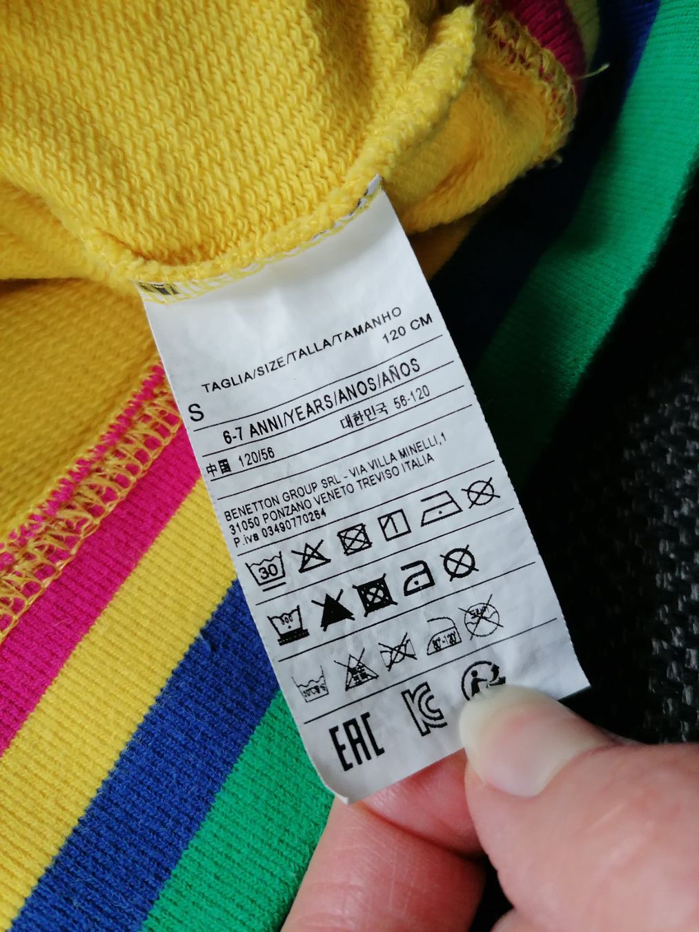 Maglioni & Felpe: Hoodie / Kapuzenpullover Gr. 120 – Usato da Büttikon AG venduto da Amineah 2