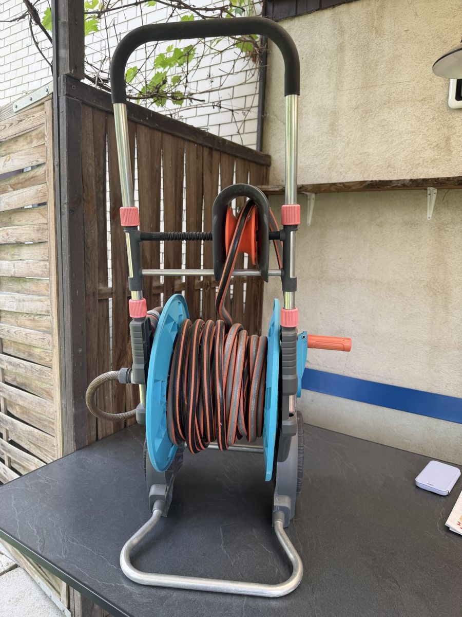 Gardena Tubi & Tubi flessibili: Gardena Schlauchwagen – Usato da Inkwil venduto da Joeggu6 1