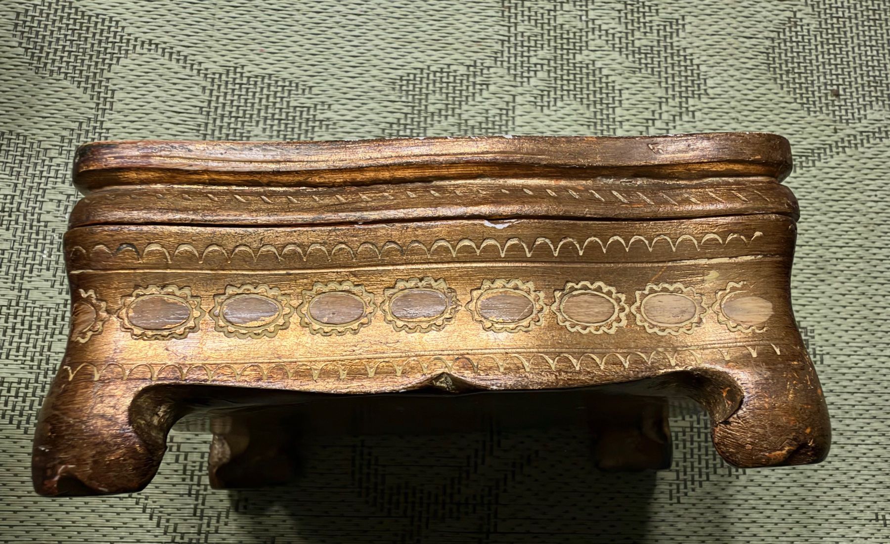 Articoli in legno: Dekorative Holzschatulle antik – Usato da Neuenegg venduto da Kartel11 1