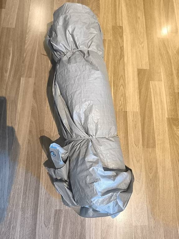 Coperture: Blache grau mit ösen – Usato da Boll venduto da dom_t6m6