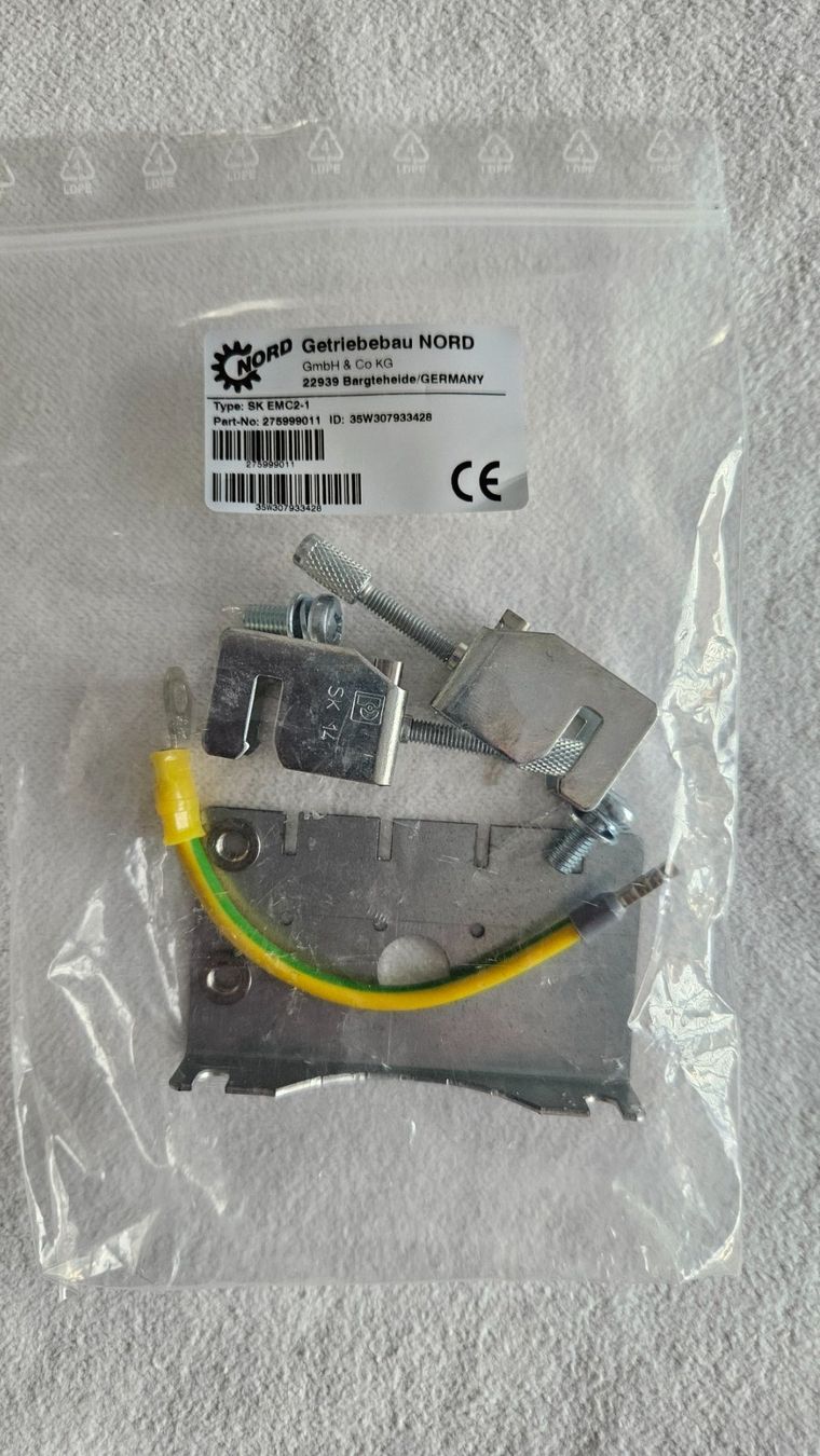 Wechselrichter: Frequenzumrichter NORDAC PRO SK 520E mit Control Panel – Gebraucht aus Oftringen von Dinu10 6