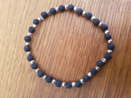 Armband mit Lavasteinen und 925 Silber