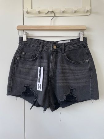 NOISY MAY Jeans-Shorts Black washed Gr. S – NEU mit Etikett