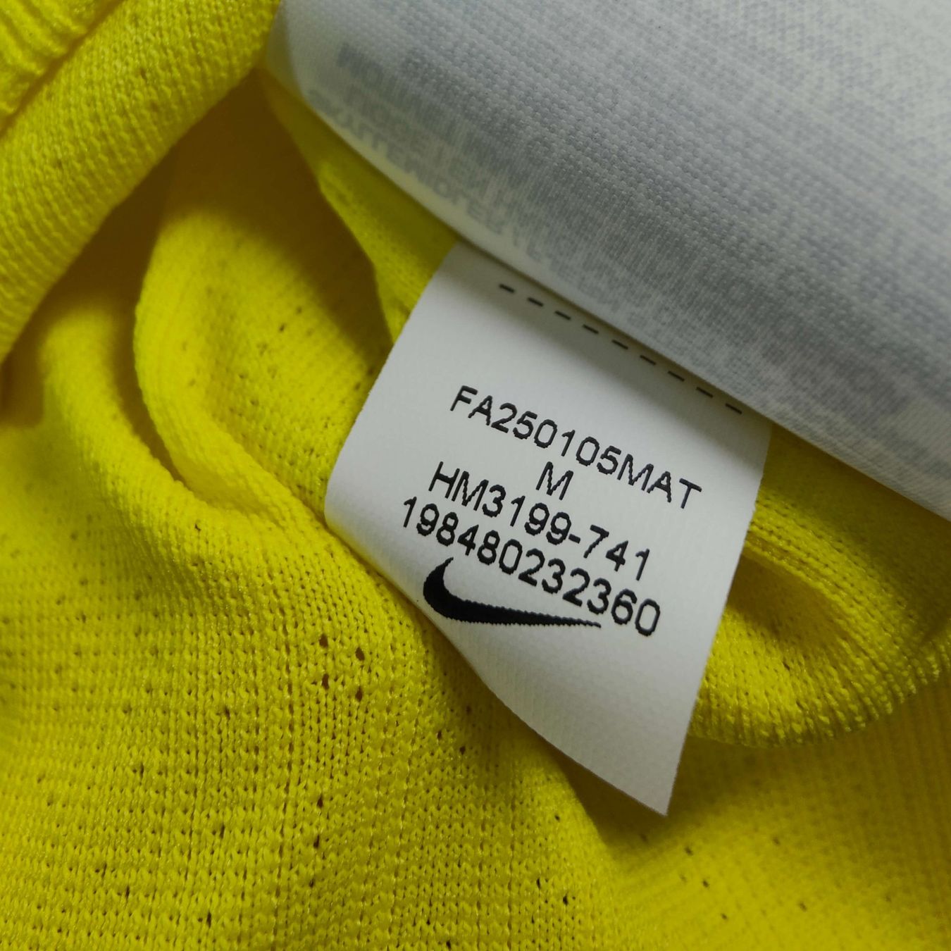 Tottenham Canottiere & Pantaloni: Original 2025-26 Tottenham Third Trikot PV Richarlison – Nuovo e nell'imballaggio originale da Martigny venduto da eternalpitch 5