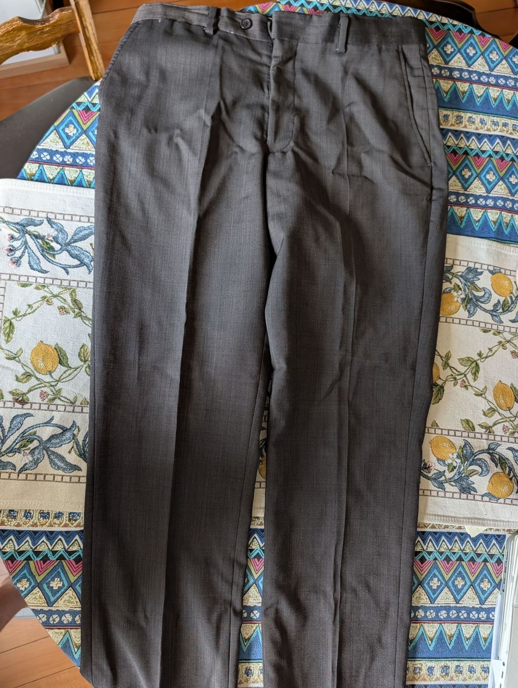 Hosen: Brown charcoal pants 48 - 100% wool - good condition – Gebraucht aus Zürich von jor_68rp