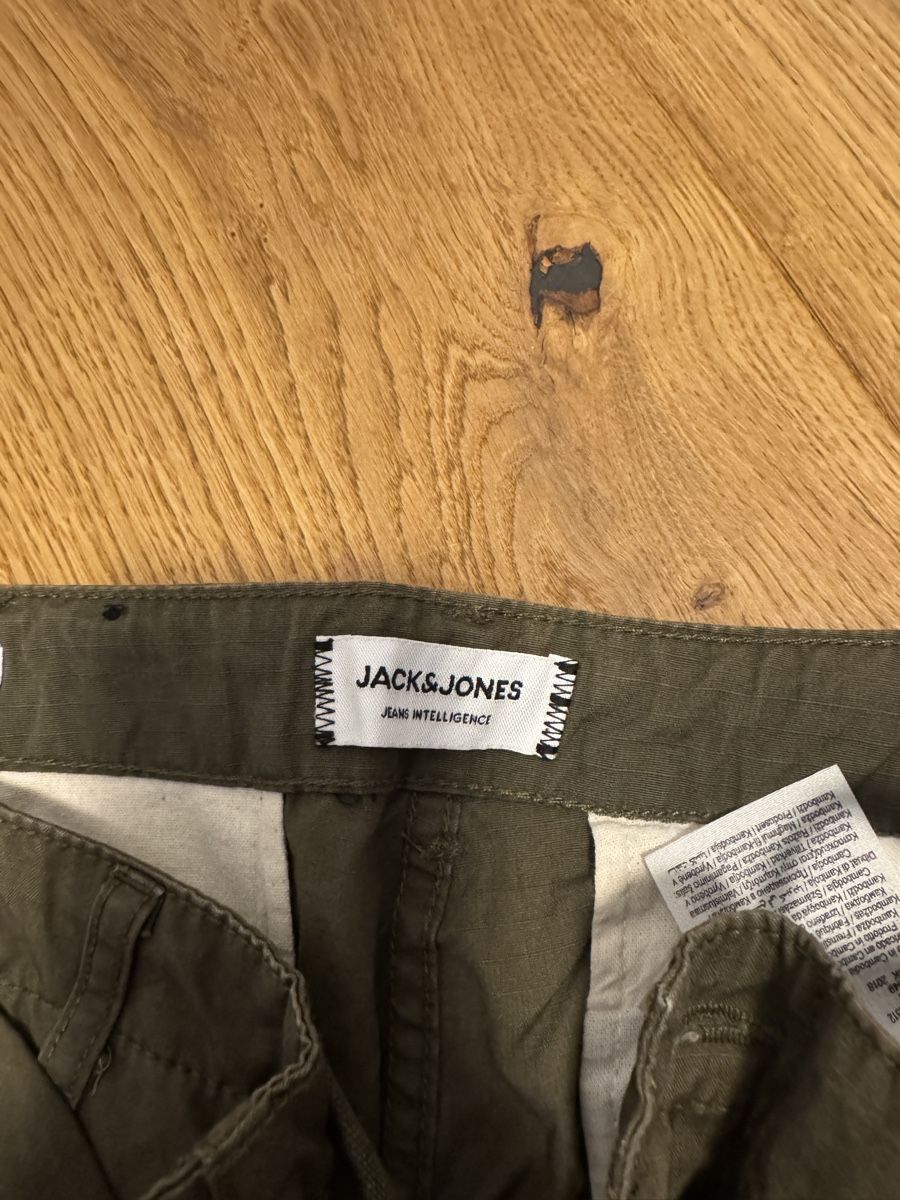 Jack & Jones Hosen: Cargohose GR 31/32 – Gebraucht aus Buchrain von Babyblau777 2