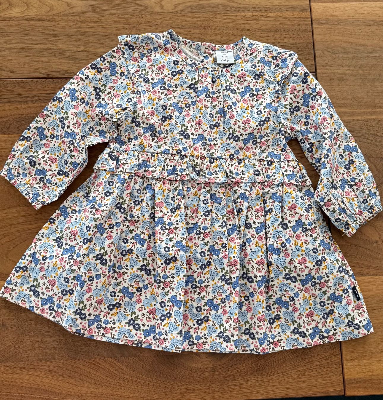 Robes et jupes: Neues Blumenkleid – Neuf (Voir description) à Sins par Ausmistgirl