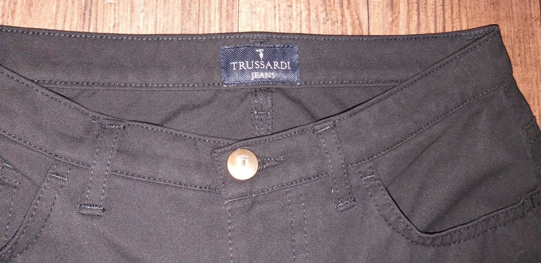 Trussardi Jeans: Jeans TRUSSARDI     Taille/Grosse W 26 – Usato da Cossonay-ville venduto da Super-Price-Quality 2