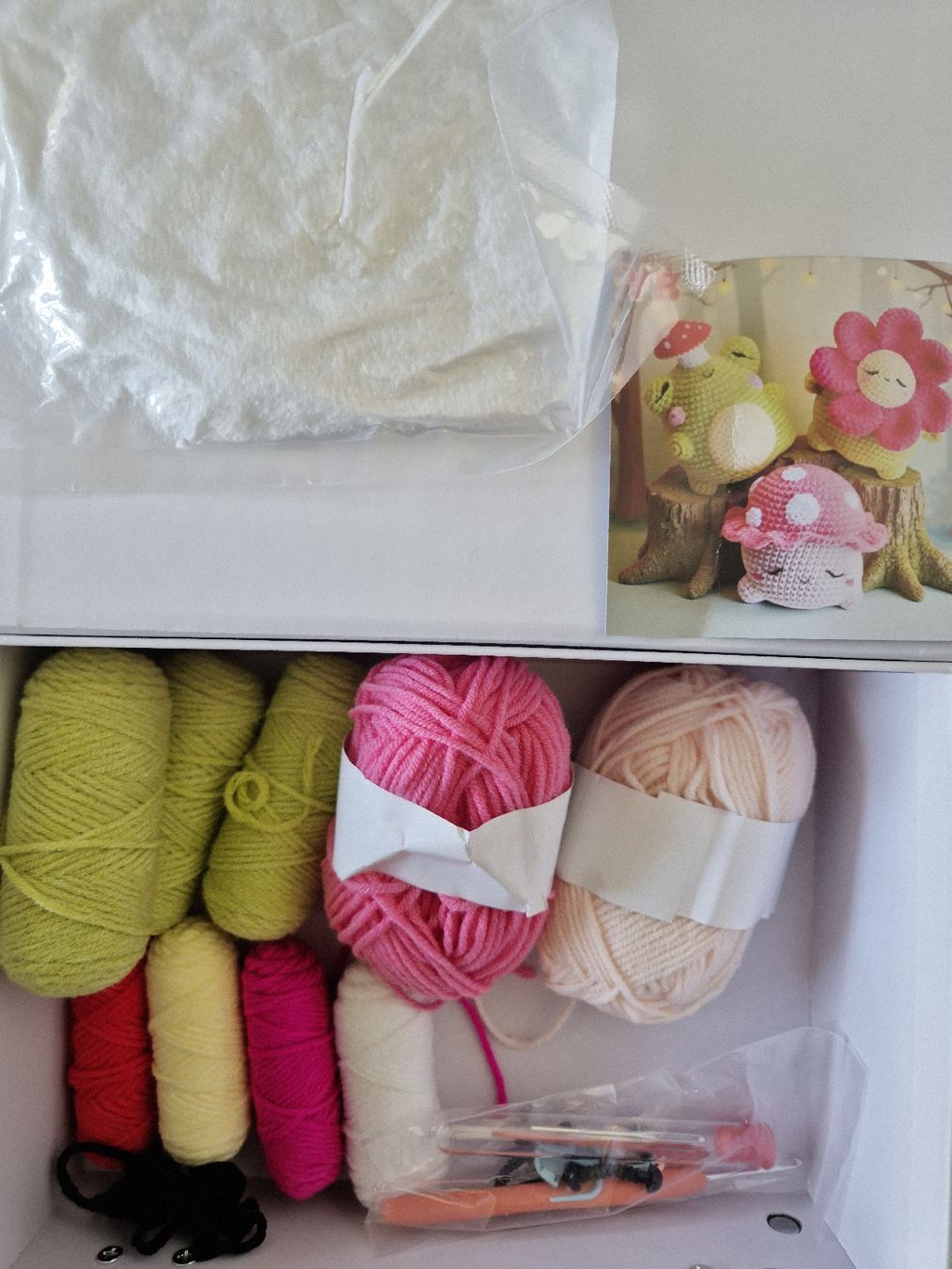 Laine: kit a crocheter – Neuf avec emballage d'origine à Bulle par nora169 1