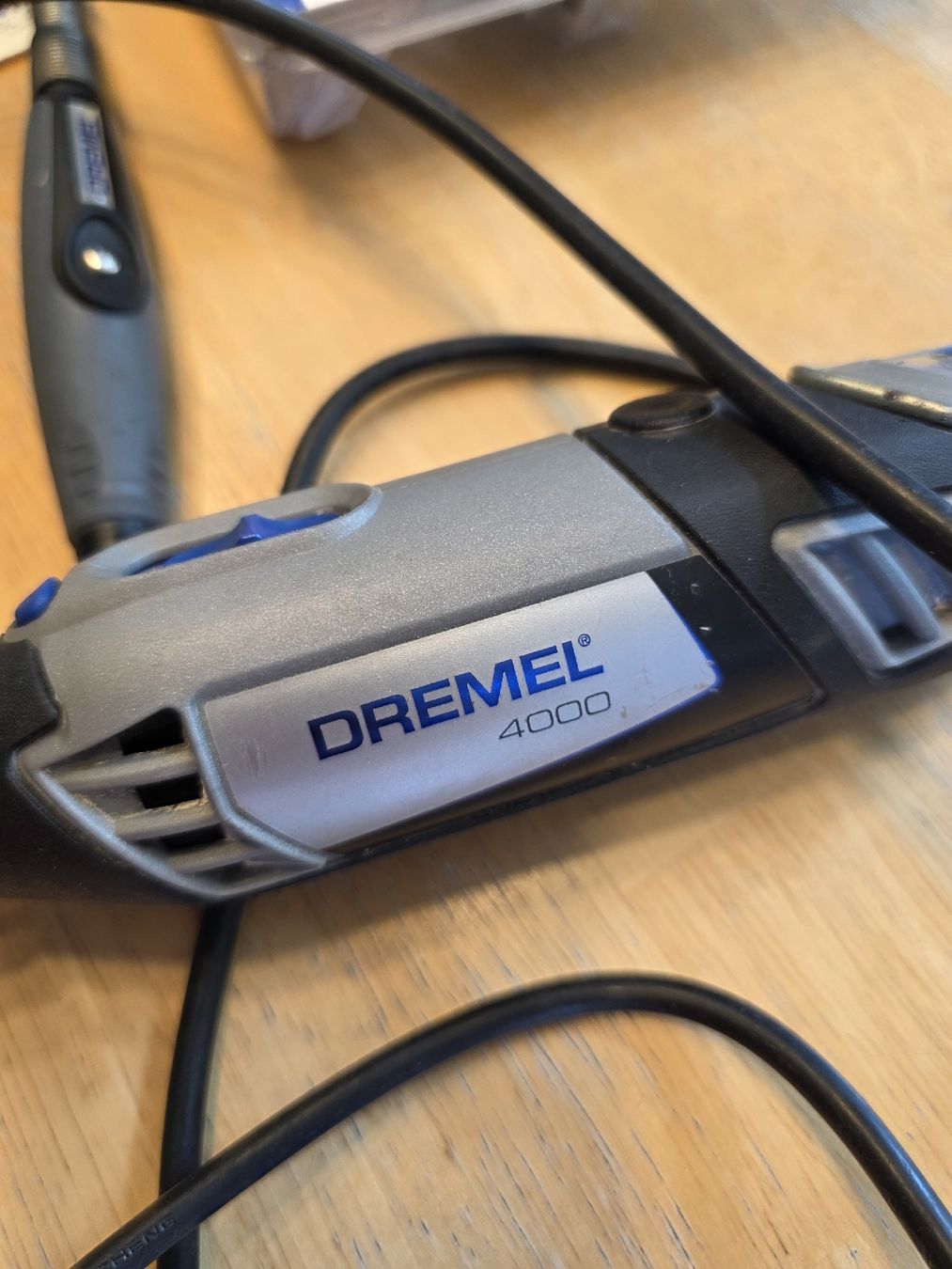 Dremel Tutti gli attrezzi: Dremel gebraucht – Usato da Gerlafingen venduto da PaCo_88