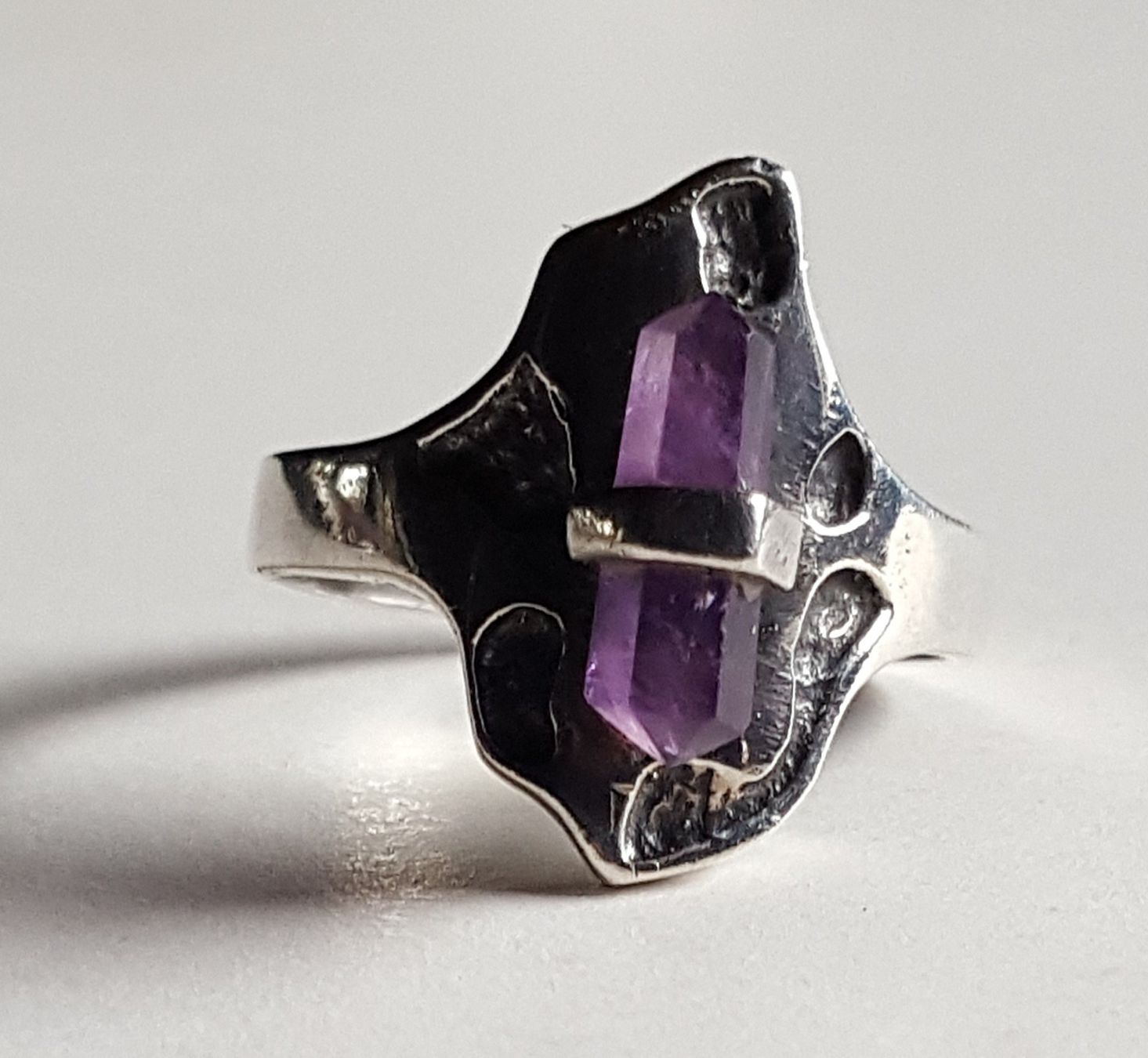 Anelli: Amethyst Ring modernes Design Ringgrösse 54 – Usato da Unterseen venduto da bongmarley
