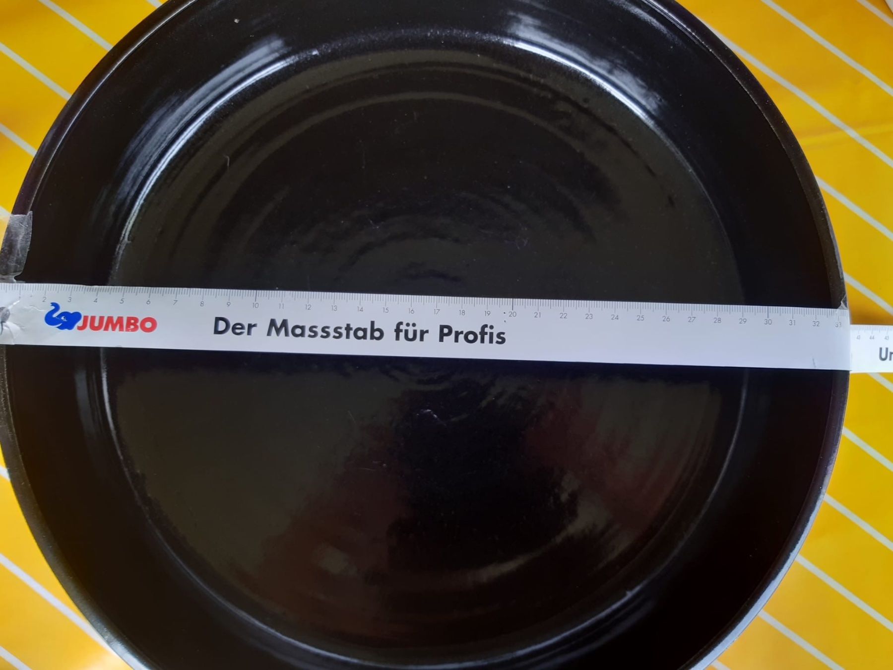 Ciotole: Schwarze Keramikschale – Usato da Luzern venduto da Sontru 2
