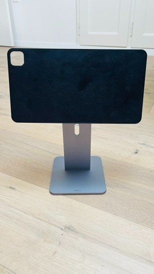 Apple Altro in Decorazioni & Accessori: MagFlött Magnetic iPad Stand – Usato da Schinznach Bad venduto da mip07