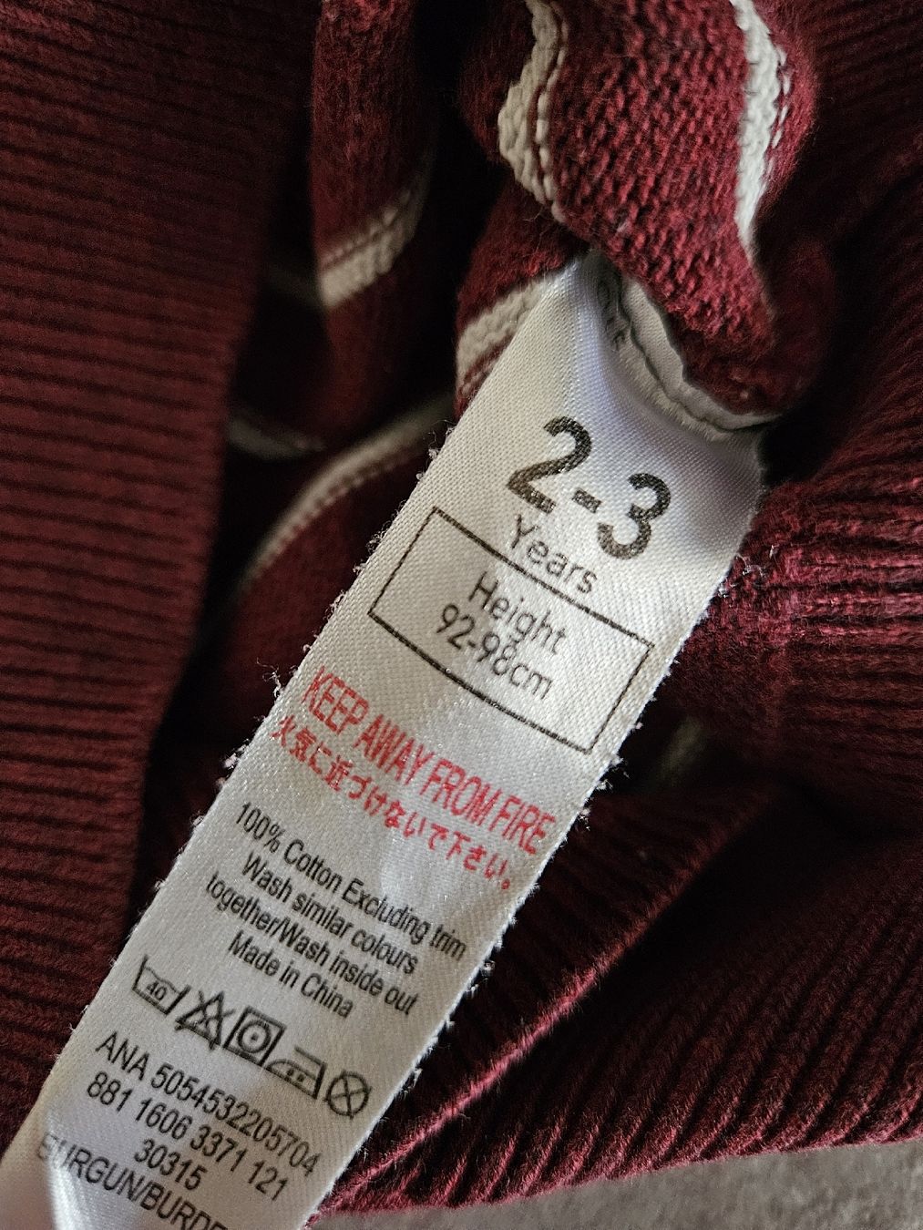 Pulls et sweat-shirts: Pullover Gr. 92/98 – D'occasion à Worb par jun_fj8w 3