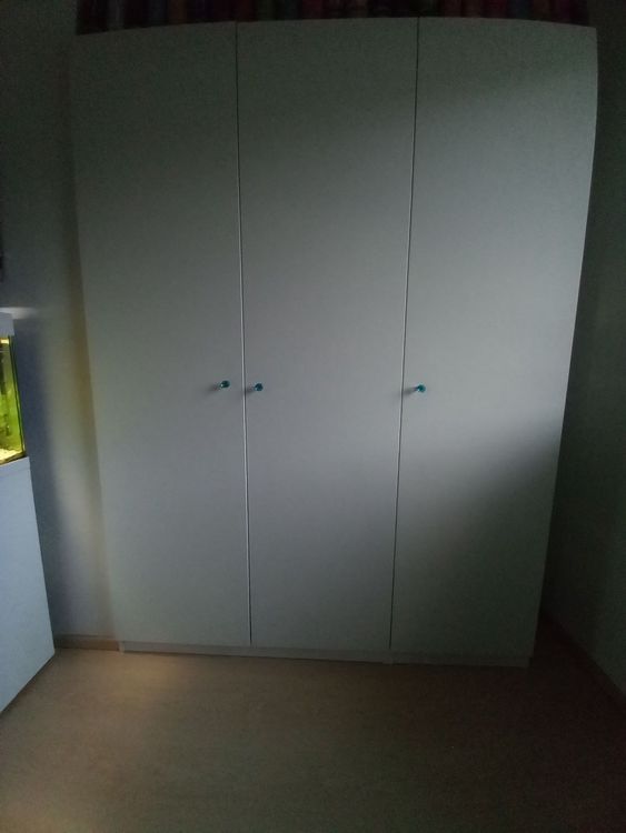 IKEA Schrank Kaufen auf Ricardo