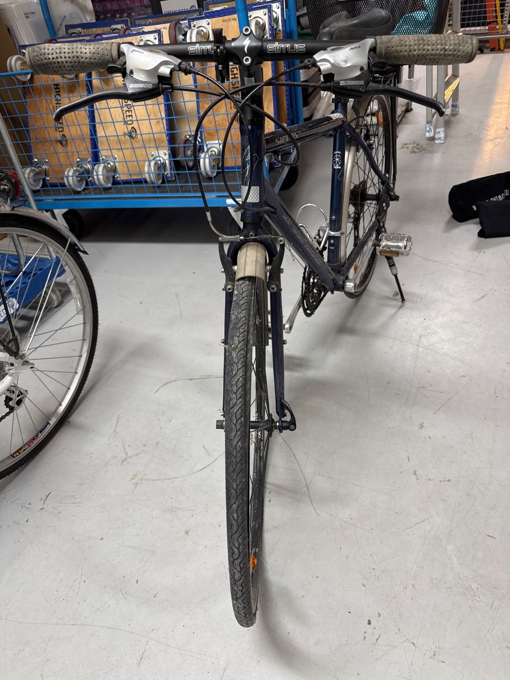 Velos: Citybike mit grossem Korb – Gebraucht aus Dietlikon von HighspeedUmzug 3