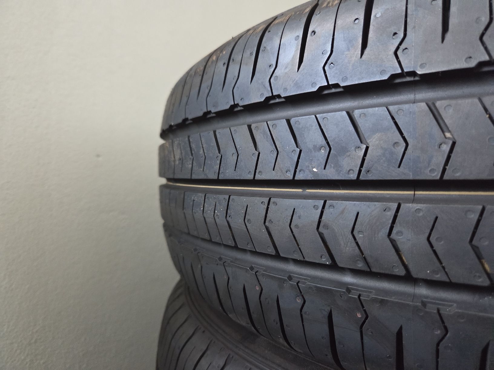 Nexen Pneumatici & Ruote complete: Sommerreifen 215/65 R17C – Nuovo (secondo la descrizione) da Rain venduto da tubaplayer00 3