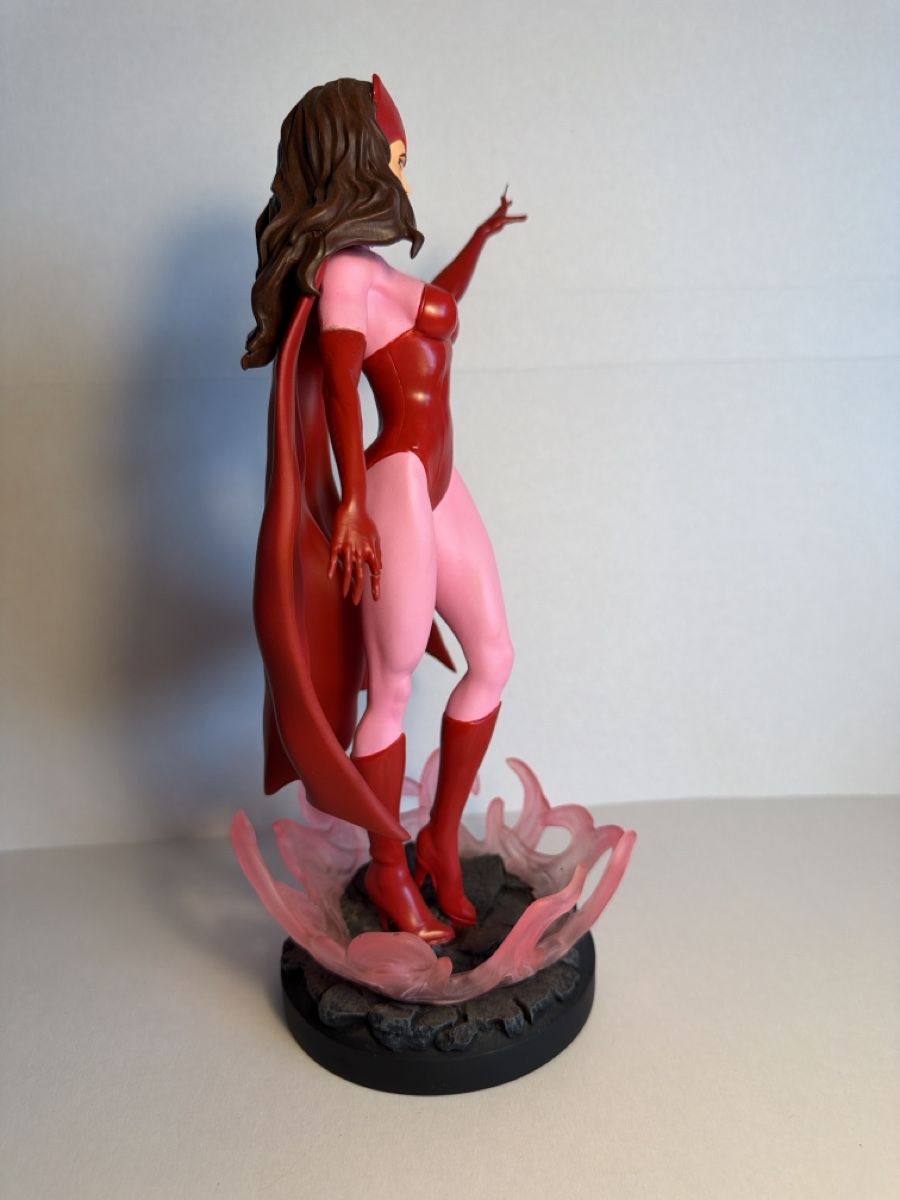 Marvel Statuette: Marvel Comic Premier Collection Statue, Scarlet Witch 28cm  – Usato da Emmenbrücke venduto da dza_dn5r 5