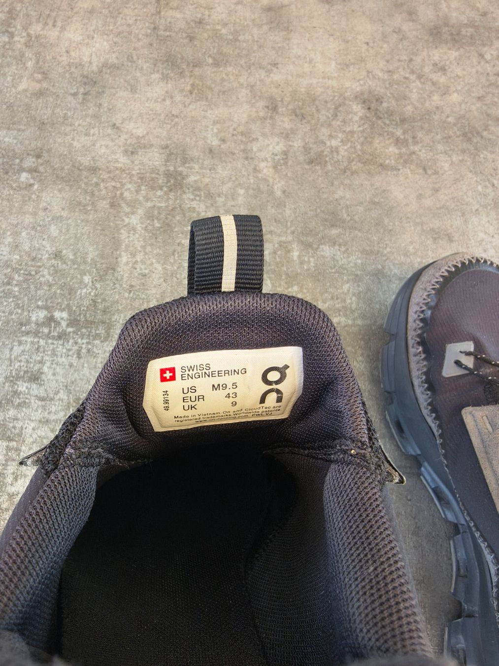 On Scarpe da uomo: ON Cloudaway Herren Laufschuhe Grösse 43 gebraucht – Usato da Bremgarten AG venduto da Revilo3 2