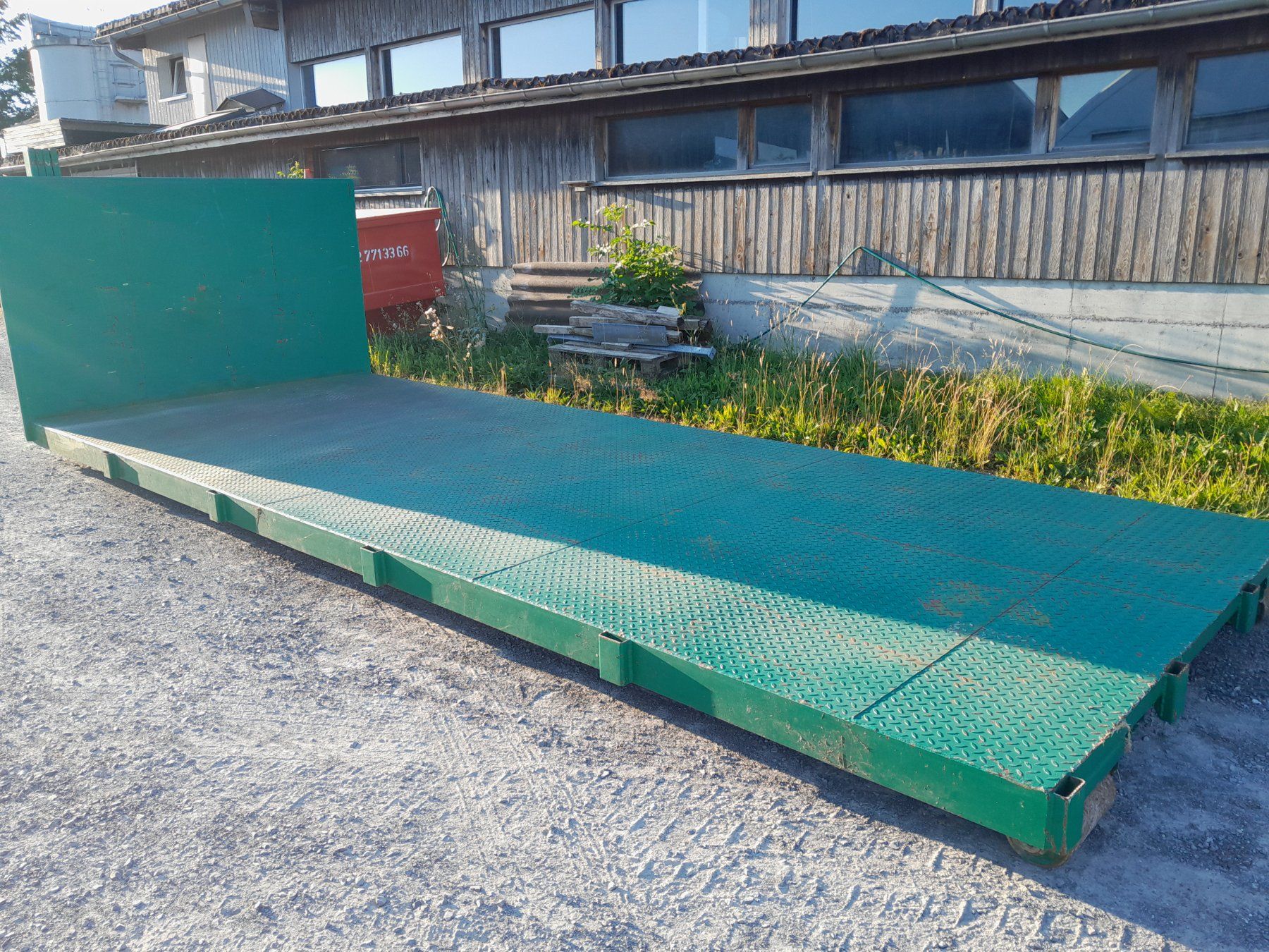 Contenitori edile: Abrollpritsche Neuwertig – Usato da Schmiedrued venduto da Bolligerracing