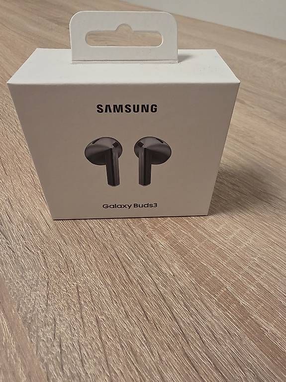 Cuffie: Galaxy buds 3 (nuove sigillate) – Usato da Agno venduto da Scambio-Vendo-Agno