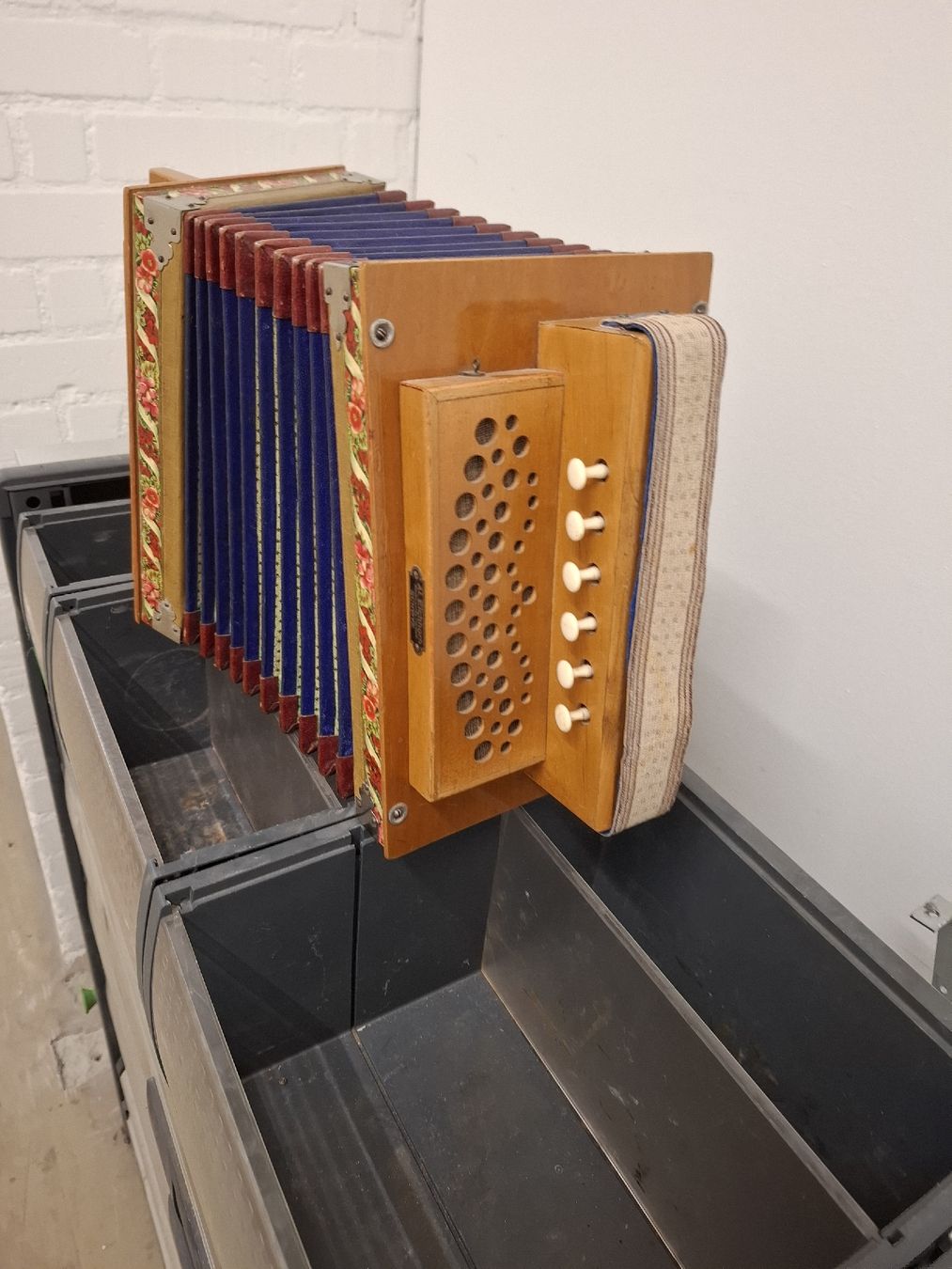 Eichhorn Musikinstrumente: Eichhorn orgeli – Gebraucht aus Villeneuve von BibiVintage 6