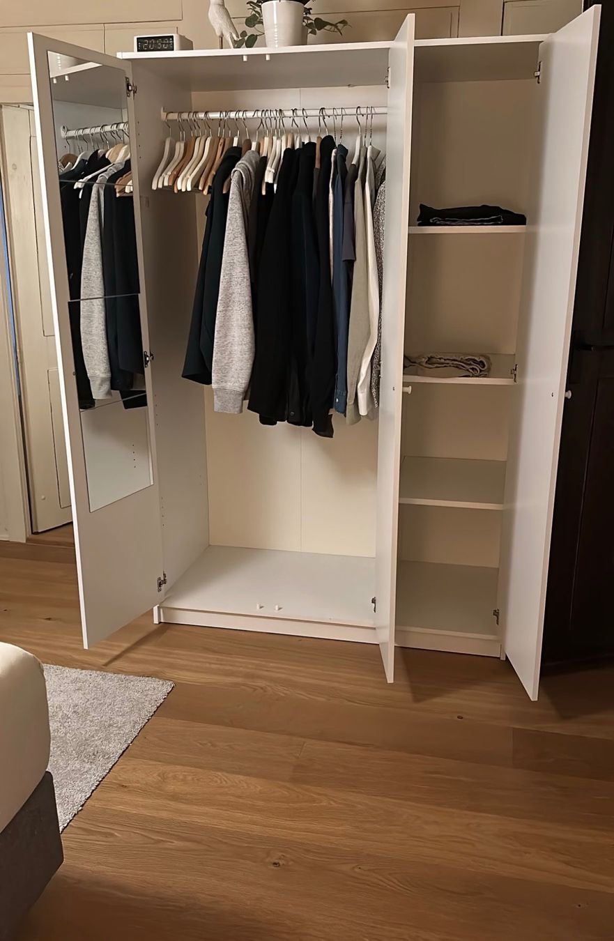 Armadi: Kleiderschrank – Usato da Frick venduto da 01100110 1