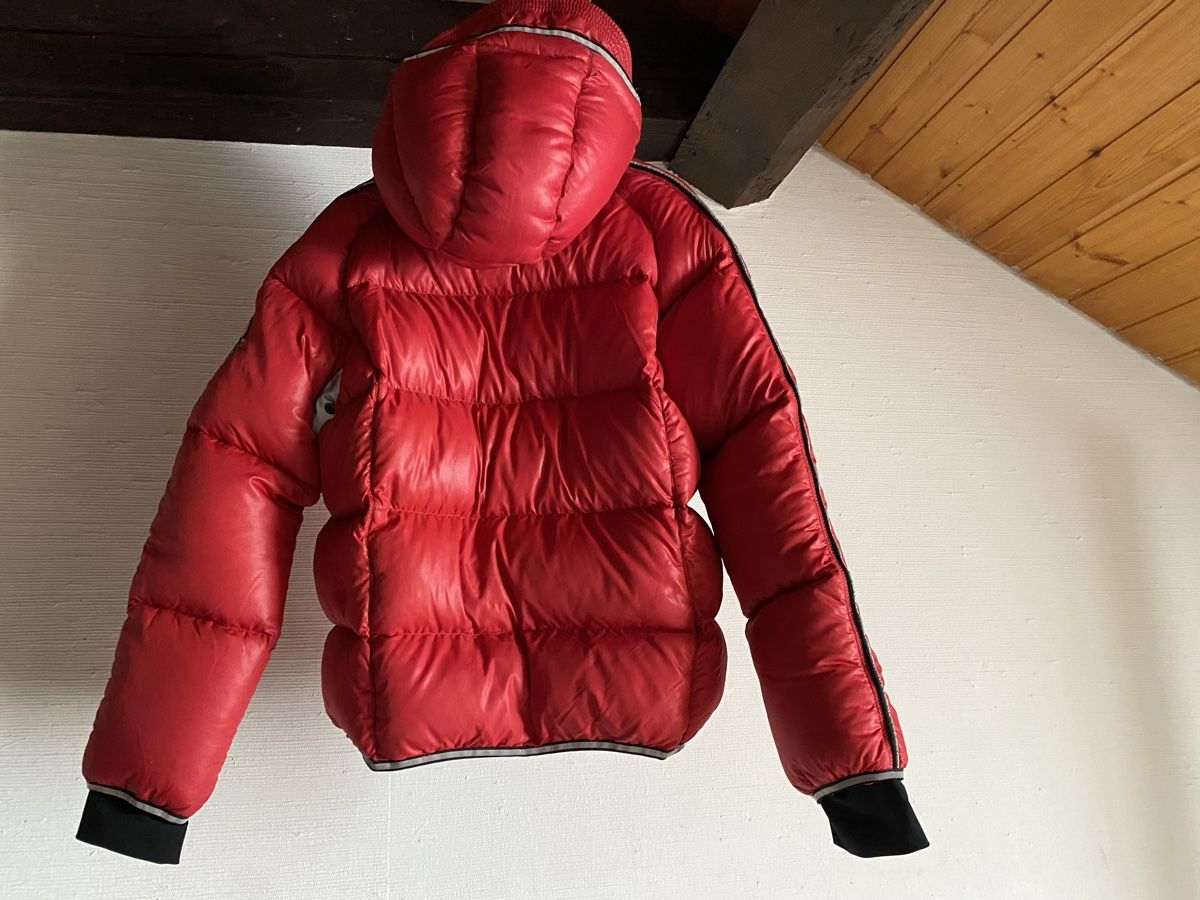 Napapijri Giacche: Doudoune capuche Napapijri 14 ans – Usato da Geneve venduto da Monthoux13 1