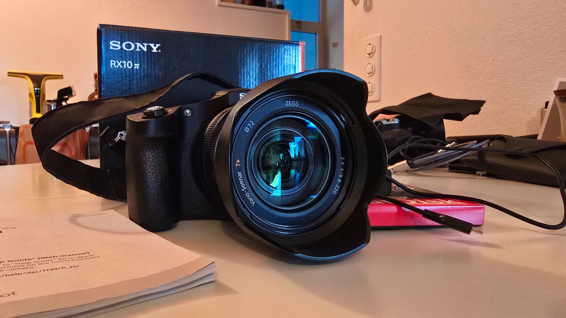 Sony Fotocamera: Sony RX10 IV (MK4) – Usato da Baden venduto da layback