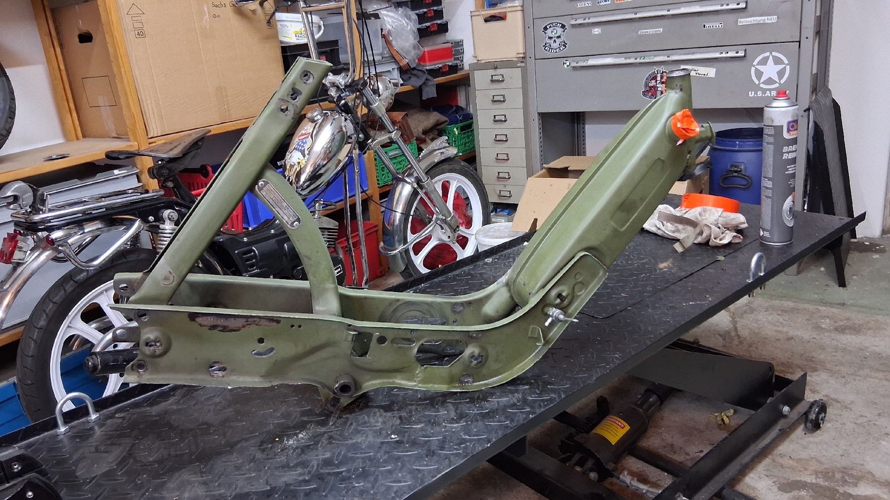 Piaggio Parti ricambio per ciclomotori: Piaggio Ciao Rahmen mit Ausweis – Difettoso da Wolfenschiessen venduto da 2-stroke-garage 1
