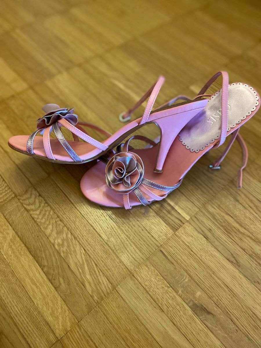 Scarpe da donna: Sandalen/ Pumps – Usato da Dübendorf venduto da Sebashop 2