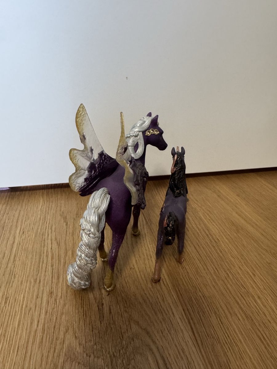 Schleich Giocattoli: Schleich Pegasus Stute und Fohlen – Nuovo (secondo la descrizione) da Bachenbülach venduto da Food4Thought 2
