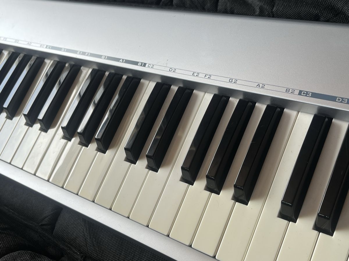 M-Audio Strumenti musicali: M-Audio Keystation 88es Keyboard — MIDI-Controller – Usato da Wiesenberg venduto da swissantik 6