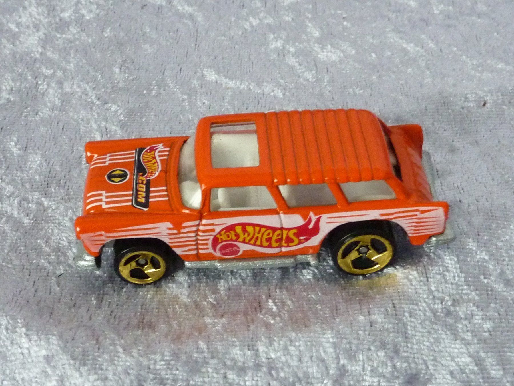Hot Wheels Modellini d'auto: Chevy Nomad 1955 orange  1:64 – Usato da Dürrenäsch venduto da Cobra1ch 1