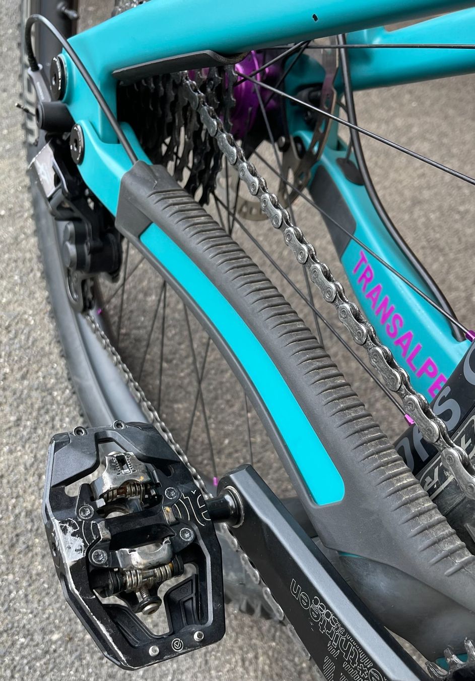 Biciclette: Transalpes E1 Carbon, Leichtes E-MTB, Rahmengrösse M – Usato da Kriens venduto da sportbiene 3