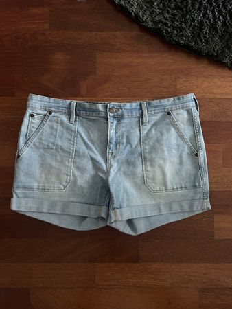 GAP Girlfriend Shorts neu 12 US
